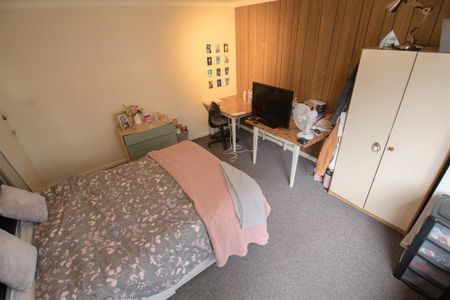 Becketts Park Drive, Headingley, LS6 3PL, Leeds - Photo 5
