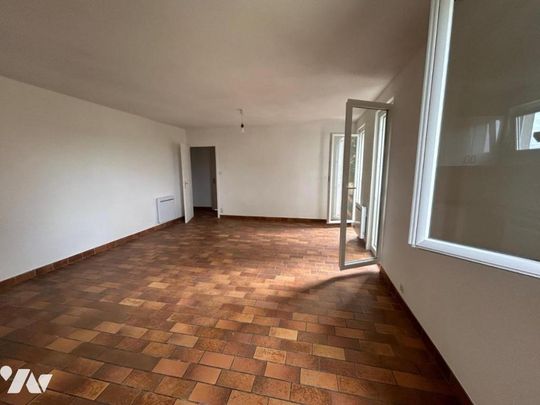 T3 ST CYR SUR MENTHON - Photo 1