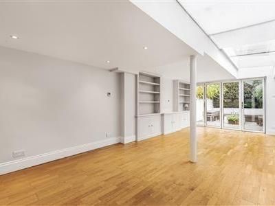 Marcilly Road, SW18 - Photo 1