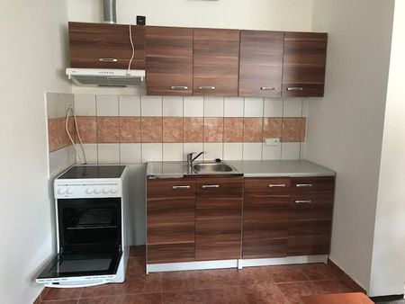 Pronájem bytu 1+kk a garsoniéry 27 m² - Photo 4