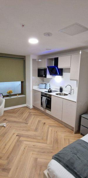 Studio to rent - Photo 1