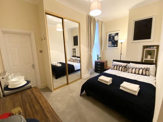 1 bedroom apartment to rent - Photo 1