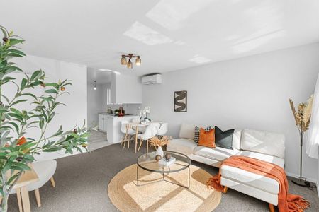 Sunny Two-Bedroom in Riccarton - Photo 2