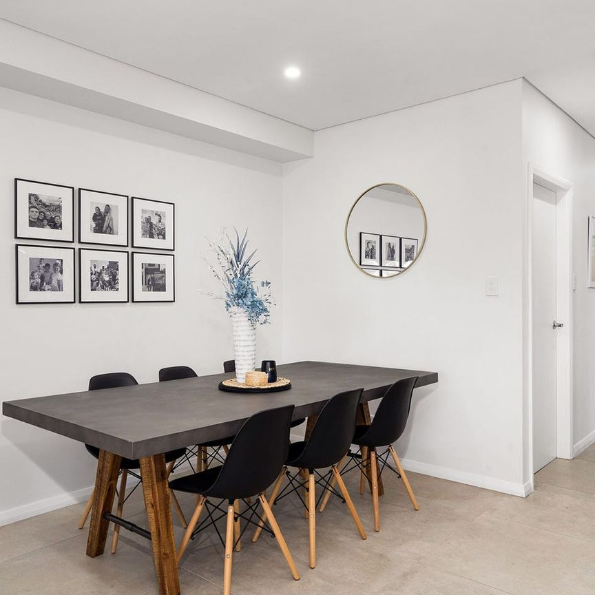 2/19 Sherwood Street, Revesby, NSW 2212 - Photo 1