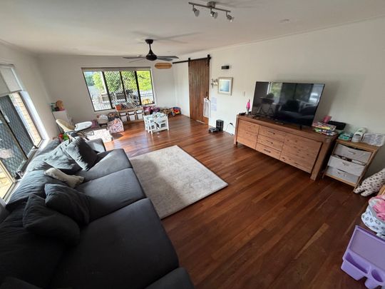 Nambour - Photo 1