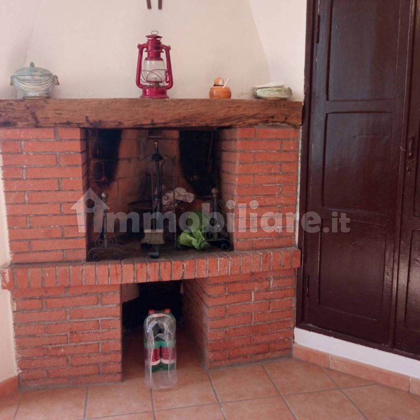 Villa unifamiliare, buono stato, 300 m², Centro, Barbarano Romano - Photo 1