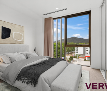 LUXURY APARTMENT IN THE HEART OF BRADDON - Photo 3