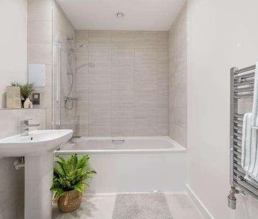 Elmsleigh Road, Staines, TW18 - Photo 6