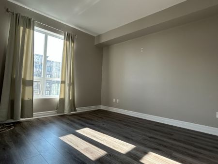 For Lease - 2486 Old Bronte Road Unit# 624, Oakville, Ontario - Photo 3