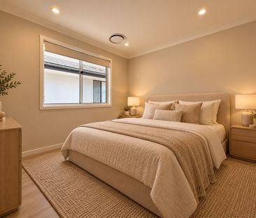Exceptional Six-Bedroom Family Home with Multiple Living Zones - Photo 5
