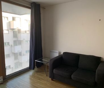 1 Bed Flat, Cutmore Ropeworks, IG11 - Photo 2
