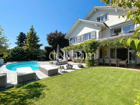 PULLY - Splendid individual villa of approx. 347m2 in a residential area - Photo 4