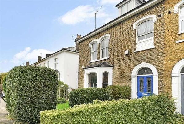 Alexandra Road, Wood Green, London, N8 - Photo 1