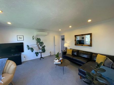 Where sun, style and privacy collide! - Photo 2