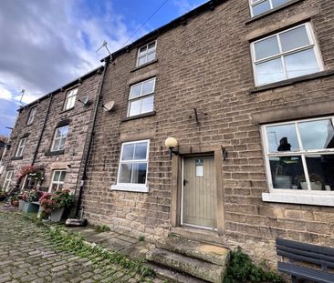 2 Bedroom Terraced To Let - Photo 1