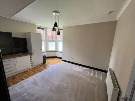 2 Bed Flat, Holmhead Place, G44 - Photo 2