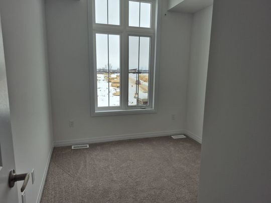 For Lease - 929 Douro Street, Stratford, Ontario - Photo 1