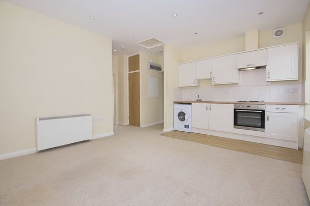 Lombard Street, Abingdon - Photo 1