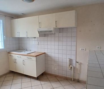 Location Appartement 3 pièces 72m² GOND PONTOUVRE 16160 - Photo 3