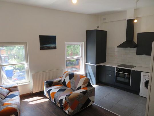 Unit 2, 3 Claremont, Belfast, BT9 6AP - Photo 1