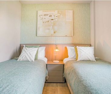 Luxury penthouse for rent in Estepona, Spain - Photo 6