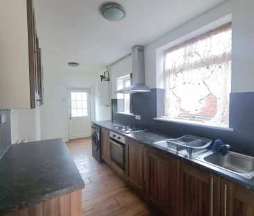 Cemetery Road, Scunthorpe - Photo 5