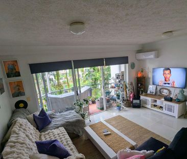 Miami - Photo 2