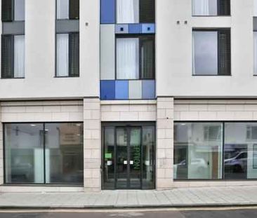 Bronze Studio, Abacus House, Brighton - Photo 1