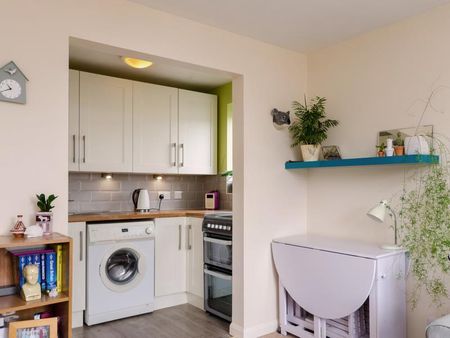 1 bedroom apartment to rent - Photo 4