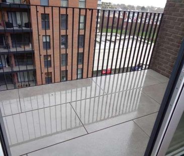 Victoria Avenue, Southend On Sea, SS2 - Photo 6