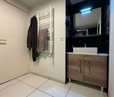 Location Appartement 2 pièces 41m² GRENOBLE 38000 - Photo 5