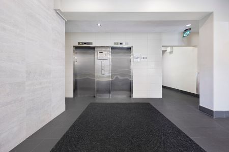 Draydon Manor - Photo 5