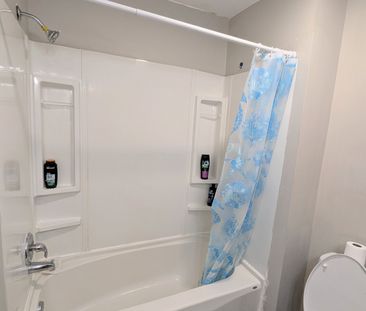 For Lease - 42 Witty Avenue, Ingersoll, Ontario - Photo 1