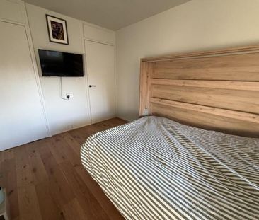 Edit Mon–Fri Double Room, Studio Feel with Private Balcony in Notti... - Photo 3