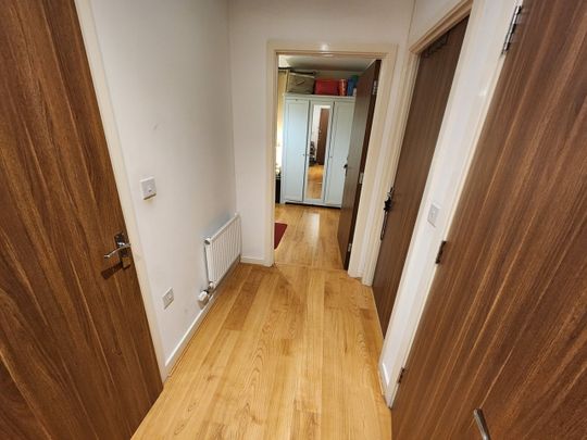 1 Bed Flat, Burgoyne House, TW8 - Photo 1