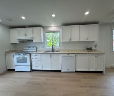 For Lease - 321 Sunnidale Road, Barrie, Ontario - Photo 3