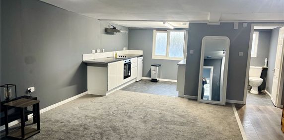 1 bedroom apartment to rent Botley Road, Shedfield, Southampton, Hampshire, SO32 - Photo 2