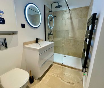 Maisonnette neuve avec terrasse et stationnement - Photo 6