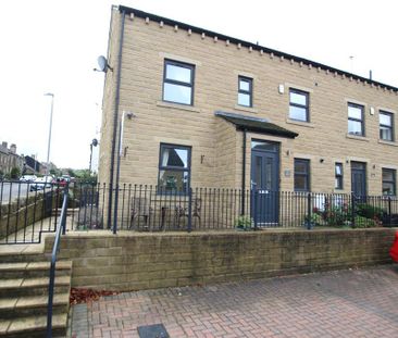 3 bedroom terraced house to rent - Photo 5