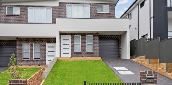 Brand New Duplex Unrivalled In Luxury & Design - Photo 3