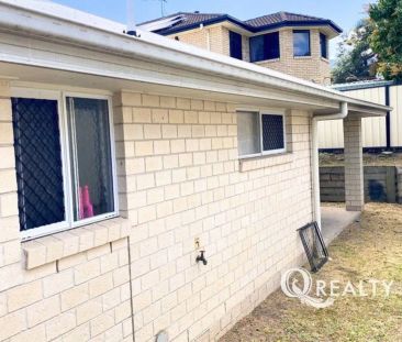 “🏡Large 5 Bedroom Low-set Family Home in Forest Lake!” - Photo 4