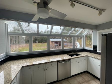 For Lease - 10208 Tenth Line, Halton Hills, Ontario - Photo 3