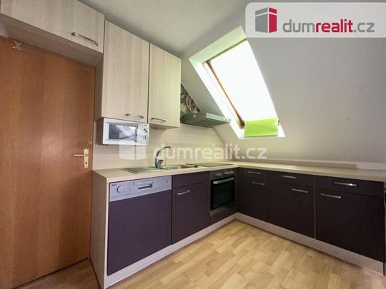 Pronájem bytu 1+kk 20 m2 - Photo 1