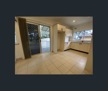 This property is a gem! - Photo 1