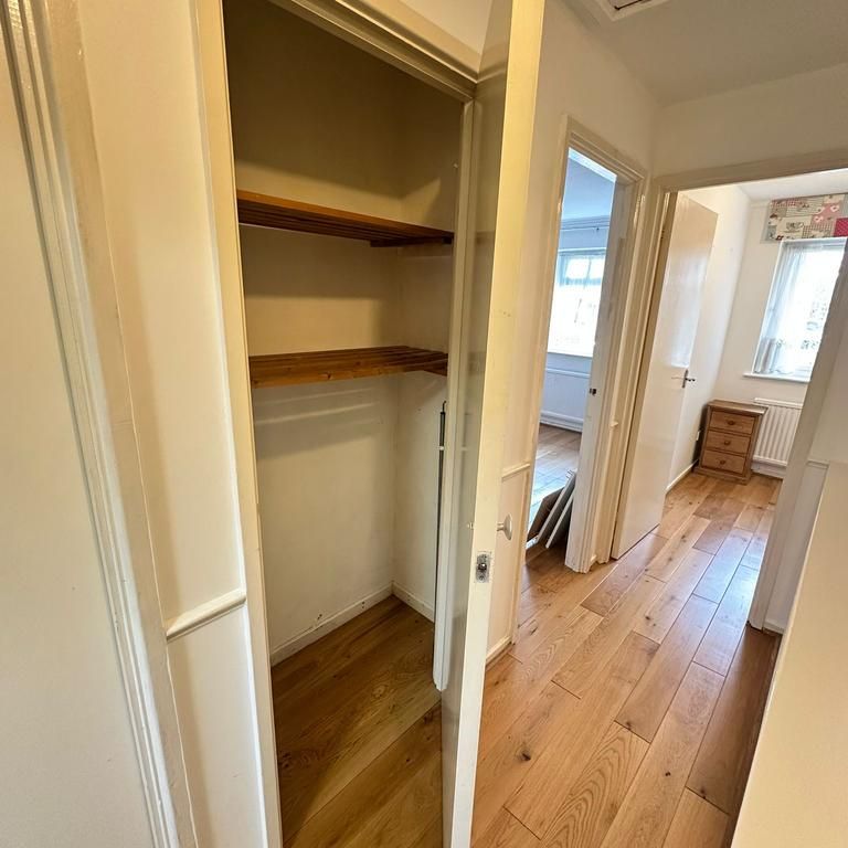 1 bedroom in a house share to rent - Photo 1
