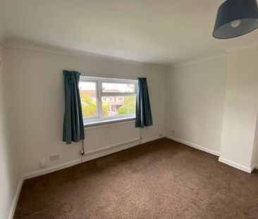 The Close, Royston - Photo 2
