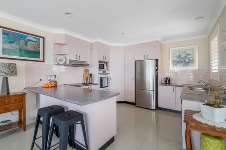 4/38 Chalmers Street, Port Macquarie NSW 2444 - Villa For Rent | Domain - Photo 4