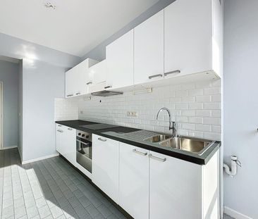 Forest Domaine: Beautiful renovated 3-bedroom apartment - Photo 6