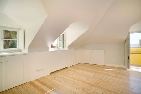 5 bedroom luxury Detached House for rent in Lisbon - Photo 5