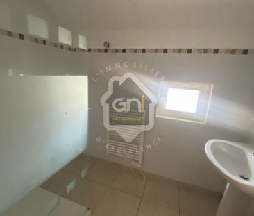 BARBENTANE, Appartement de 85 m² avec 2 chambres + 1 place de parki... - Photo 2